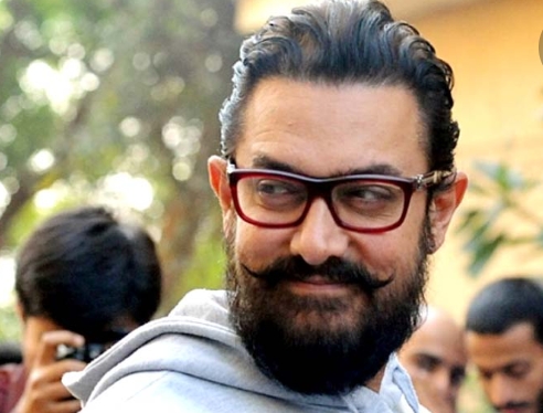 बॉलीवुड स्टार आमिर ख़ान की तीसरी शादी सुर्खियों में..उनकी तीसरी पसंद हैं…